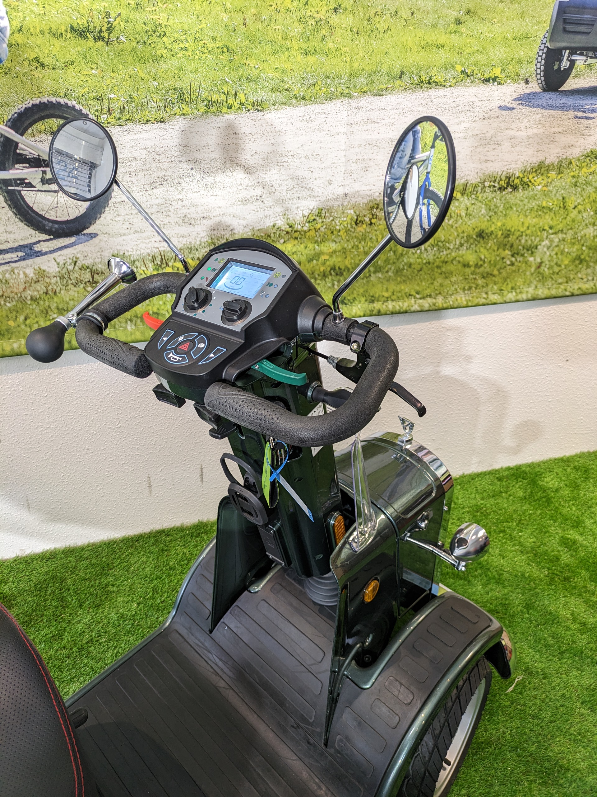 15 km/h - Neumobil-Ausstellungsobjekt